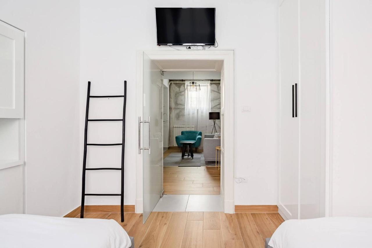 Hostgost Selected Suites - Molerova 9 Belgrado Exterior foto